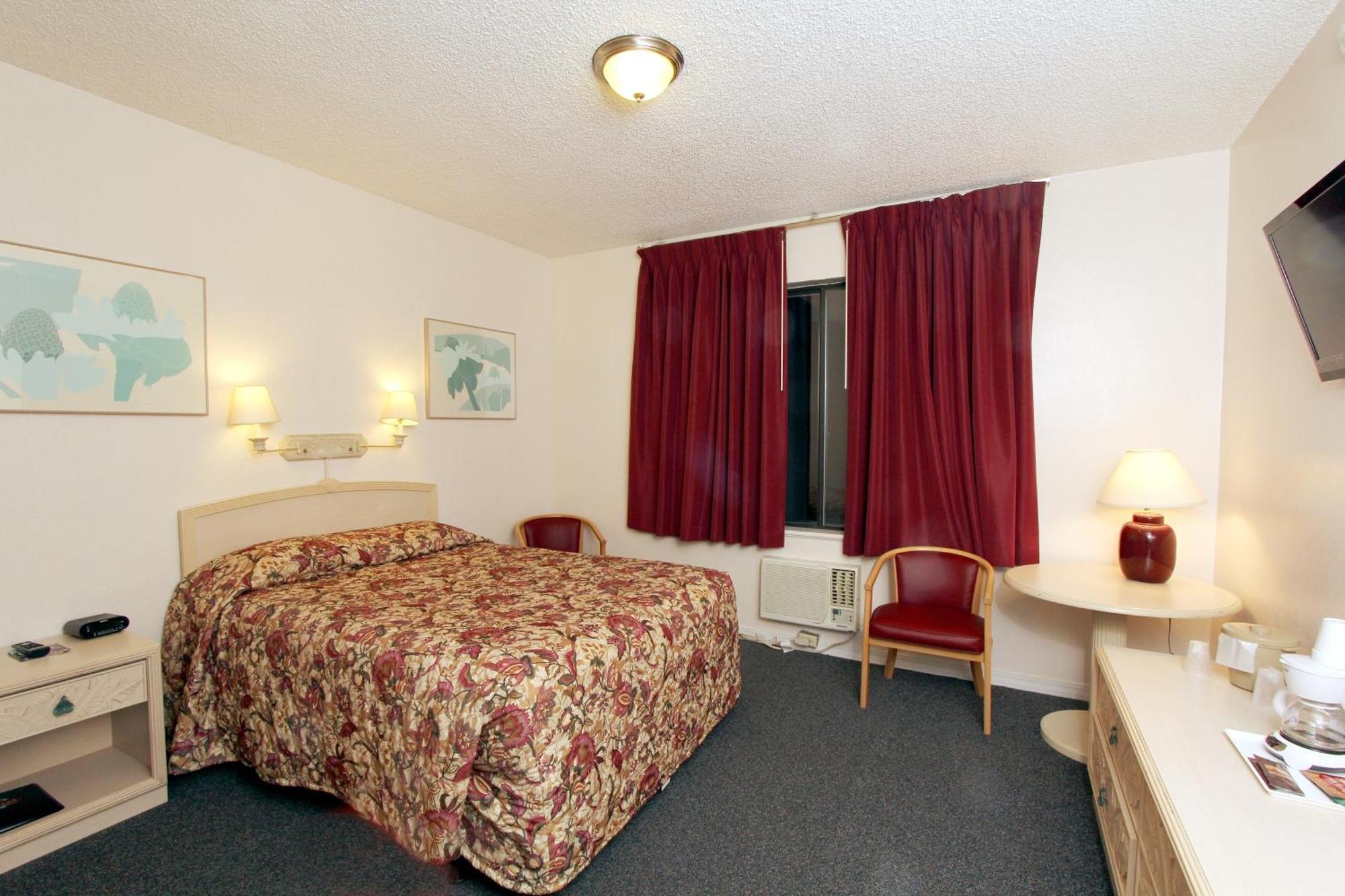 Standard Queen Room,43834237:JPEG