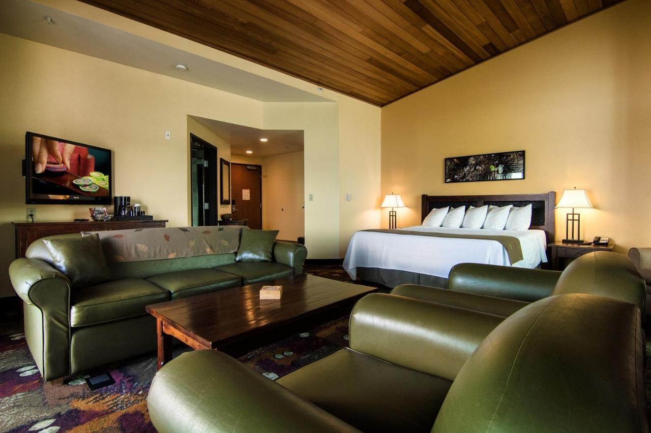 Superior King Suite,729140791:JPEG