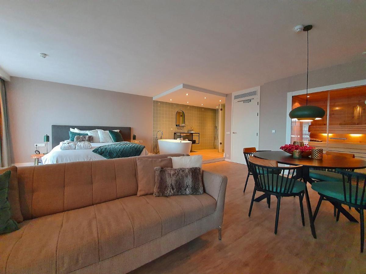 North Suite