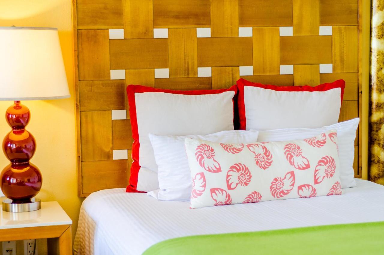 Deluxe Garden View King