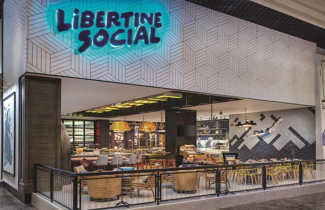 Mandalay Bay-1