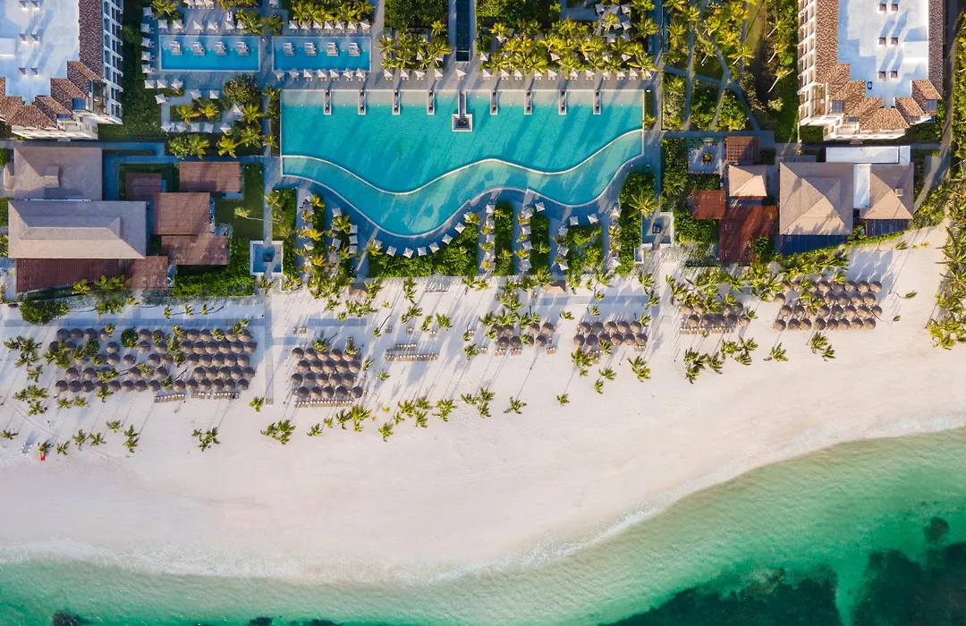 Adults Only Club At Lopesan Costa Bavaro Resort-1
