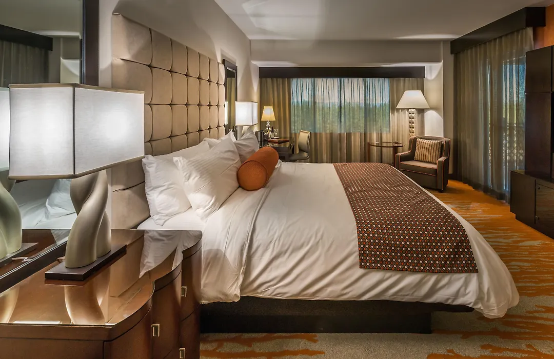 Golden Nugget Lake Tahoe-1