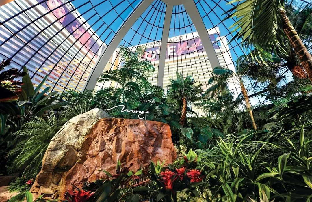 The Mirage Hotel & Casino By Suiteness-1