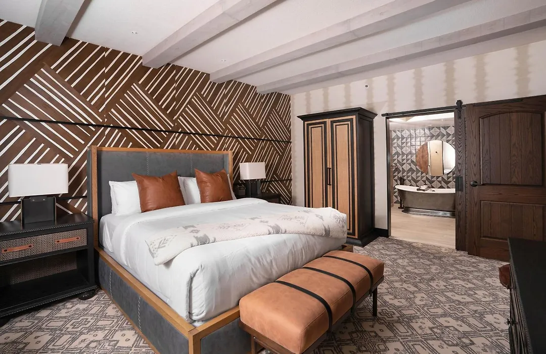 Silverton Casino Lodge-1