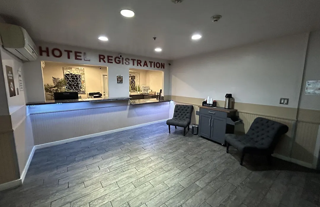 Lucky Club Casino & Hotel-1
