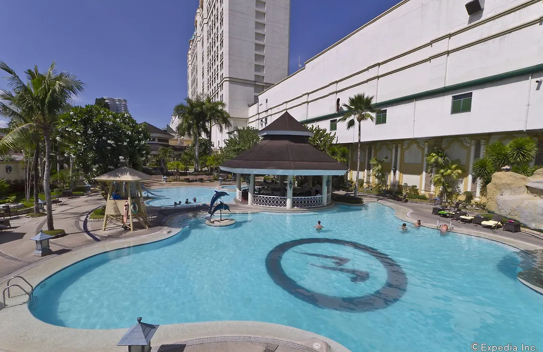 Waterfront Cebu City Hotel & Casino-1