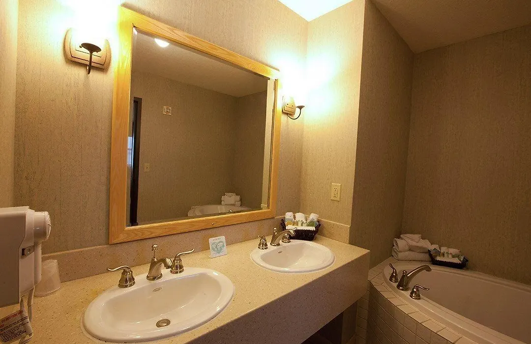 Kewadin St. Ignace Hotel-1