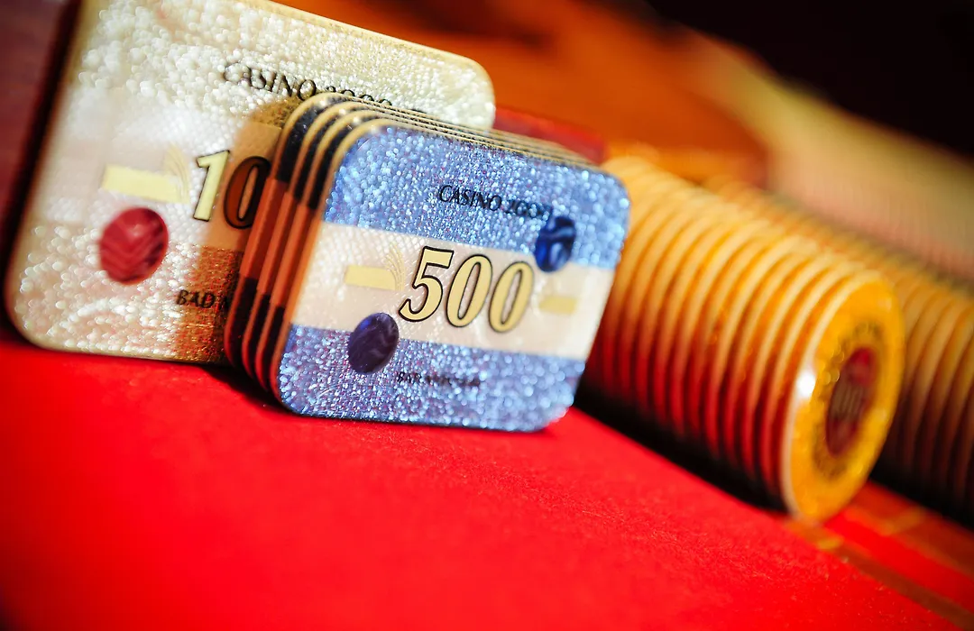 Casino 2000 - Adult Guests Only-1