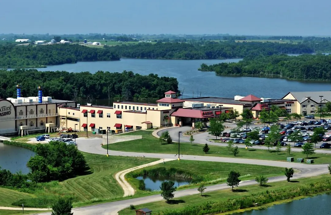 Lakeside Hotel Casino, A Travelodge By Wyndham-1