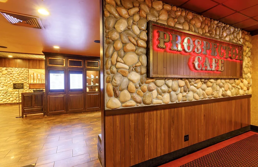 Red Garter Hotel & Casino By Red Lion Hotels-1