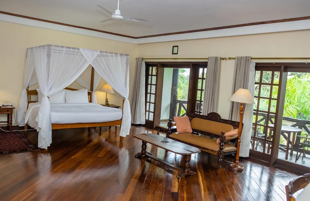 Safari Park Hotel-1