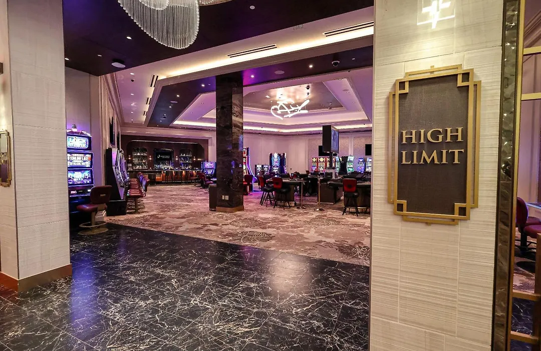 Horseshoe Lake Charles Hotel & Casino - A Caesars Rewards Destination-1