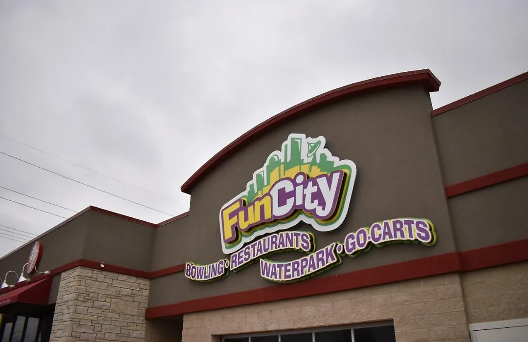 Fun City Resort Hotel-1