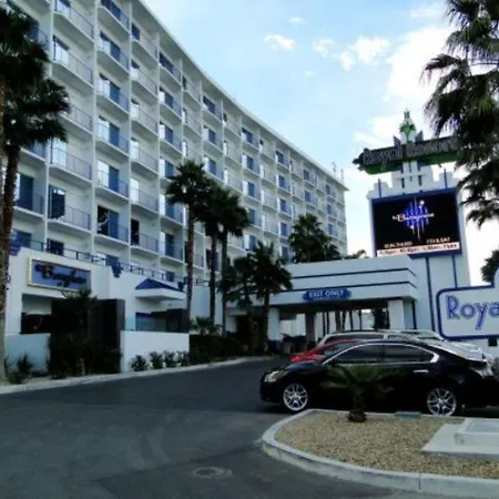 Royal Resort-3