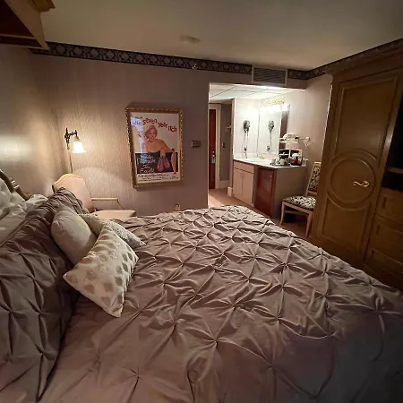 Celebrity Boutique Hotel-3