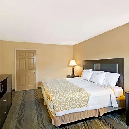 Days Inn By Wyndham Cherokee Near Casino-3