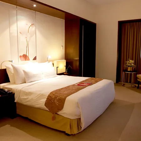 Waterfront Cebu City Hotel & Casino-3