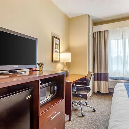 Comfort Inn Rockford Near Casino District-2