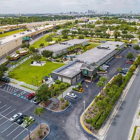Quality Inn & Suites Tampa Near Fairgrounds And Casino-2