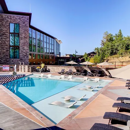 Red Hawk Resort & Casino-2