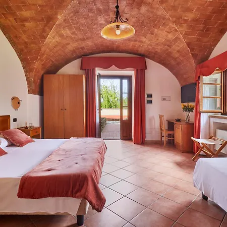 Hotel Fattoria Belvedere-3