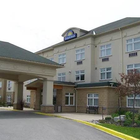 Days Inn By Wyndham Orillia-2
