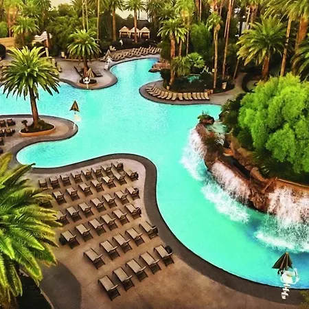 The Mirage Hotel & Casino By Suiteness-2