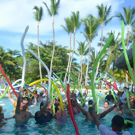 Coral Costa Caribe Beach Resort-2