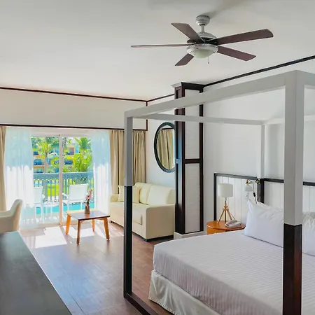 Ocean Blue & Sand Beach Resort-2