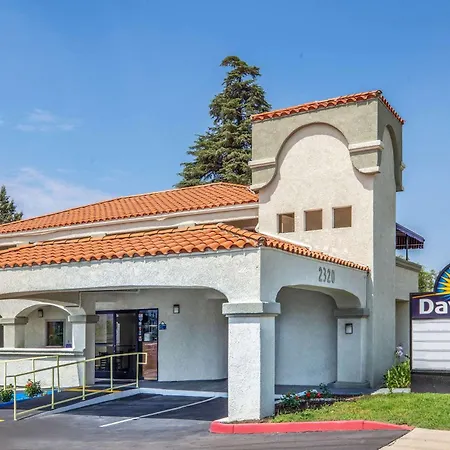 Days Inn By Wyndham Banning Casino/Outlet Mall-3
