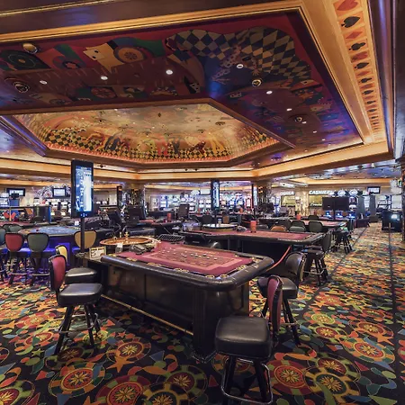 Soho Hotel & Casino At Sun City-3