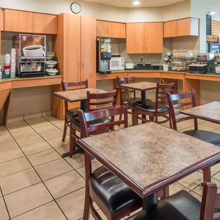 Microtel Inn & Suites By Wyndham Uncasville Casino Area-2