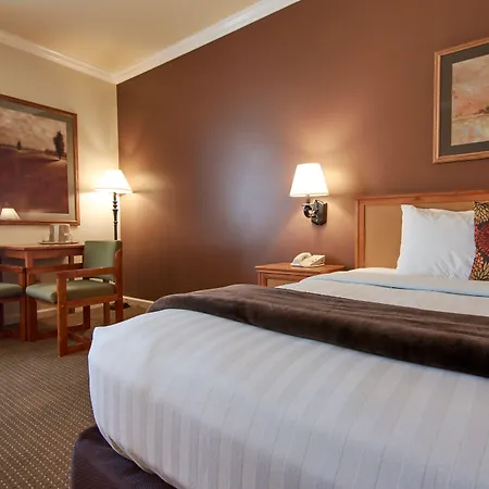 The Lodge At Rolling Hills Casino & Resort-2