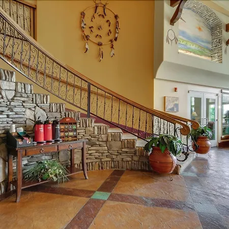 The Lodge At Rolling Hills Casino & Resort-2