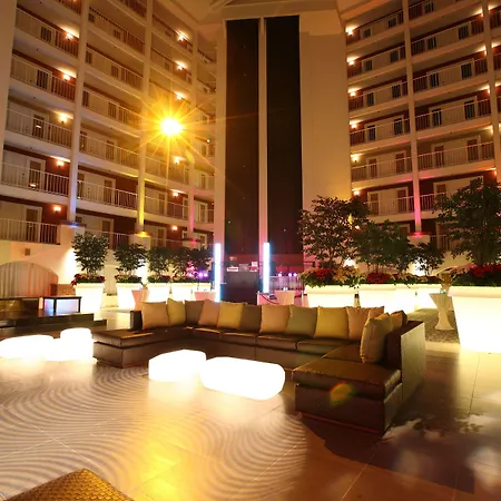 Hotelumiere At The Arch Hotel & Casino - A Caesars Rewards Destination-3