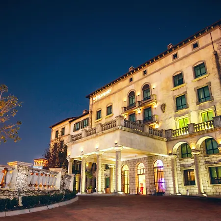 Piazza Hotel Montecasino-3
