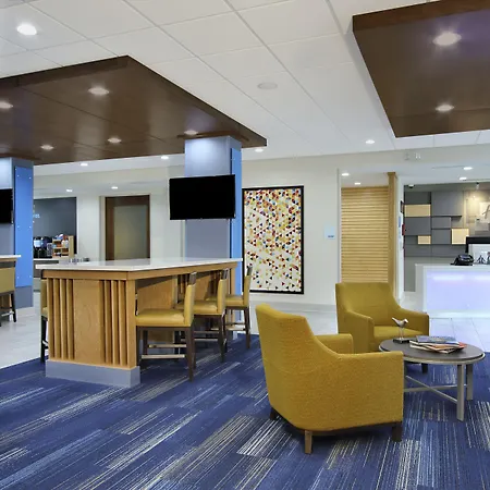 Holiday Inn Express & Suites - Lake Charles South Casino Area By Ihg-2