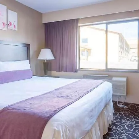 Red Garter Hotel & Casino By Red Lion Hotels-3