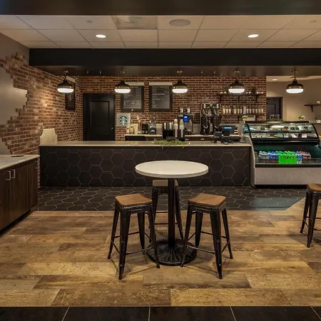 Lakeside Hotel Casino, A Travelodge By Wyndham-3