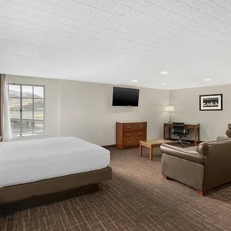 Best Western Plus Boomtown Casino Hotel-3