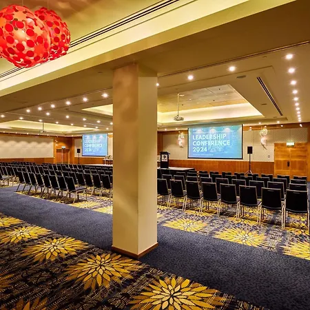 Pullman Reef Hotel Casino-2
