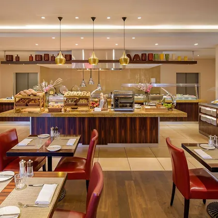 Moevenpick Hotel Geneva-3
