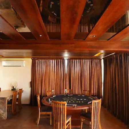 Casino Villa 6Bhk Infinity Pool With Waterfall-2