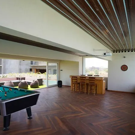 Casino Villa 6Bhk Infinity Pool With Waterfall-3