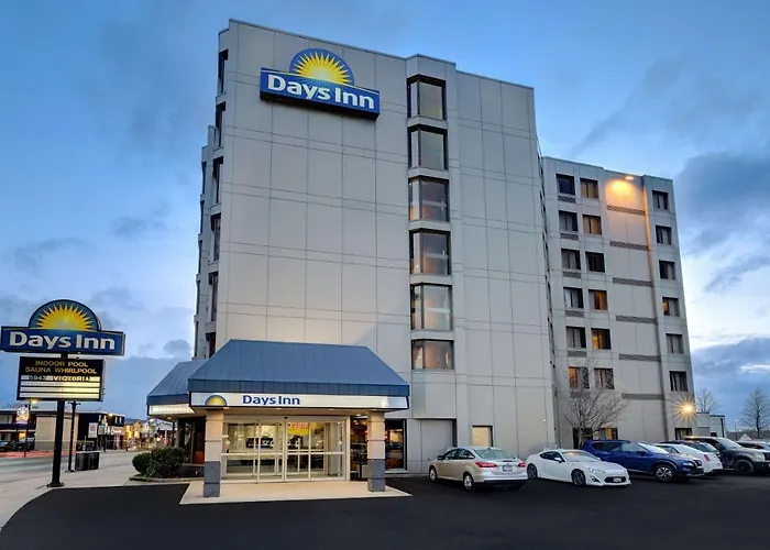 Days Inn By Wyndham Niagara Falls Near The Falls