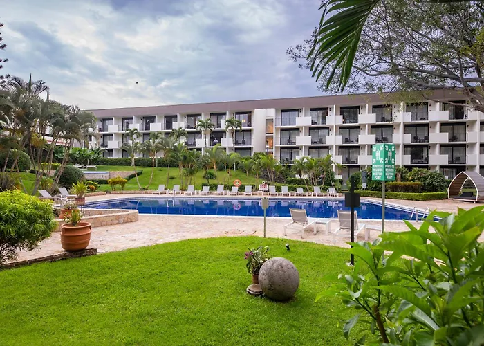 Irazú Hotel&Studios San José