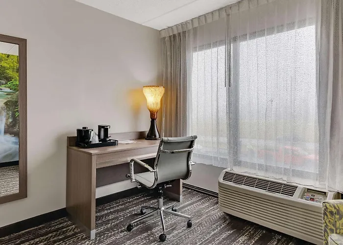 Clarion Pointe Near Erie Casino Hotel Kearsarge