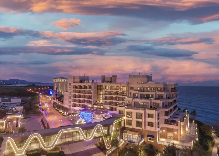 Merit Royal Premium Hotel Casino&SPA Karavas 