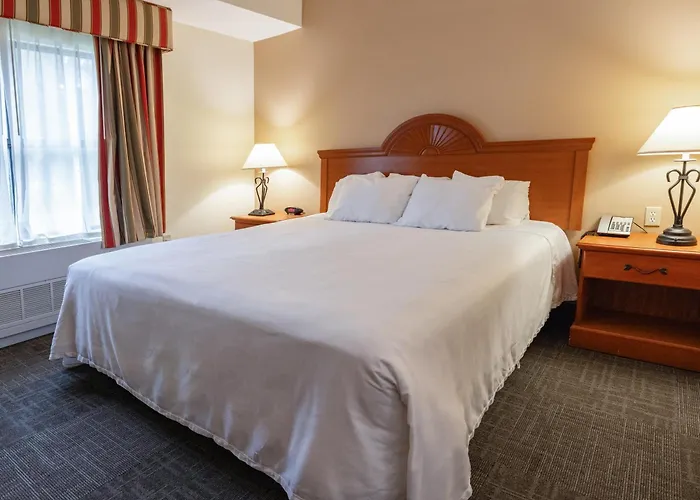Akwesasne Mohawk Casino Resort And Players Inn Hotel Hogansburg